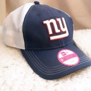 New Era | lightly structured women’s NY Giants cap
